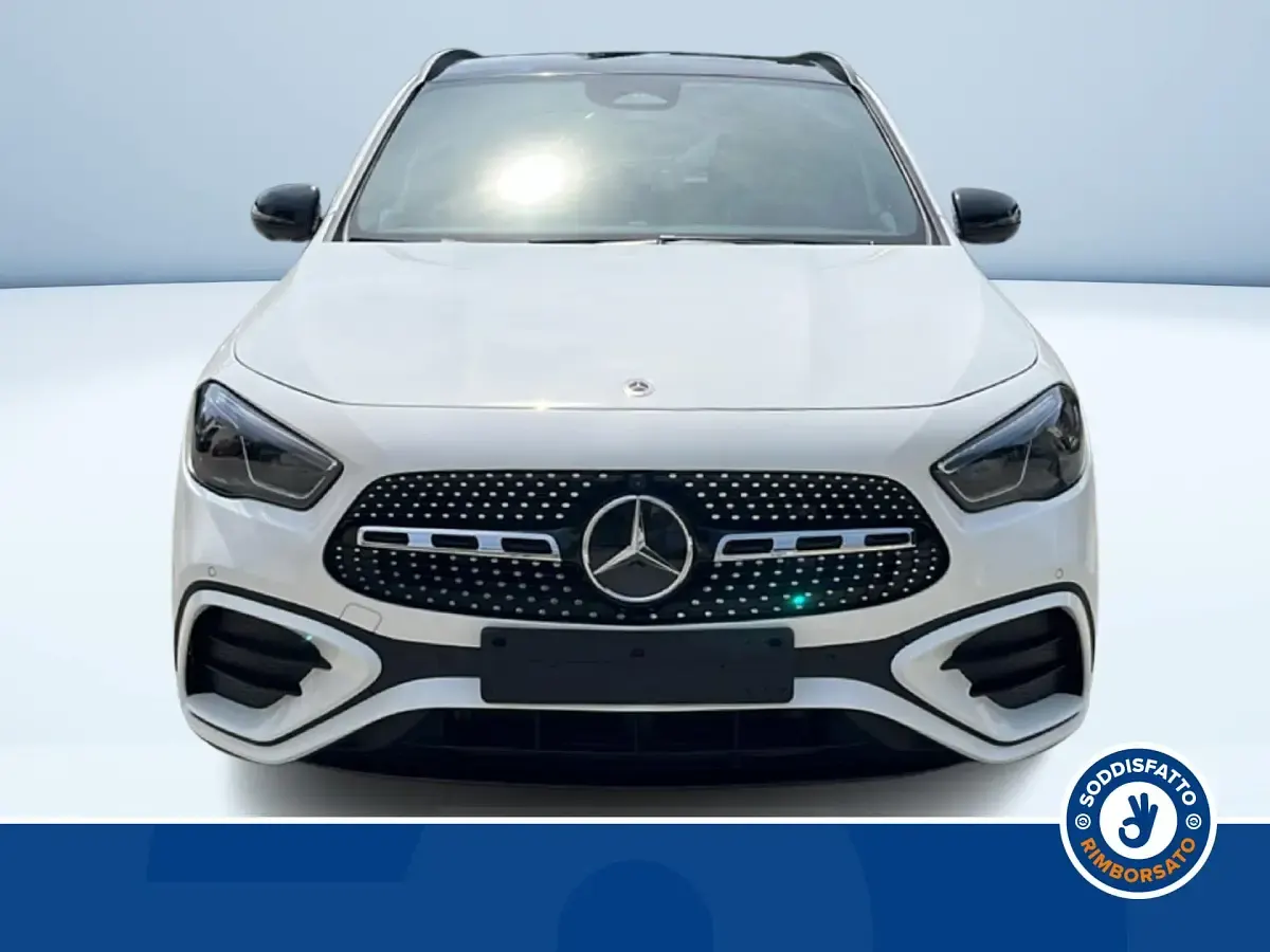 Nuova Mercedes GLA220 Advanced Plus 190 CV (139 kW) 2026 Bianco pastello SUV