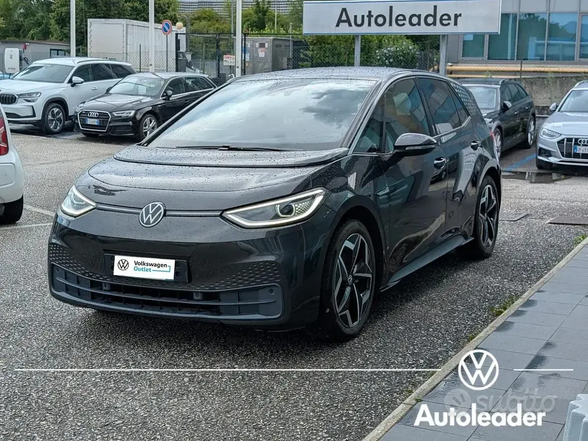 Usata VW ID.3 Pro 69 kW (95 CV) 2021 Grigio Utilitaria