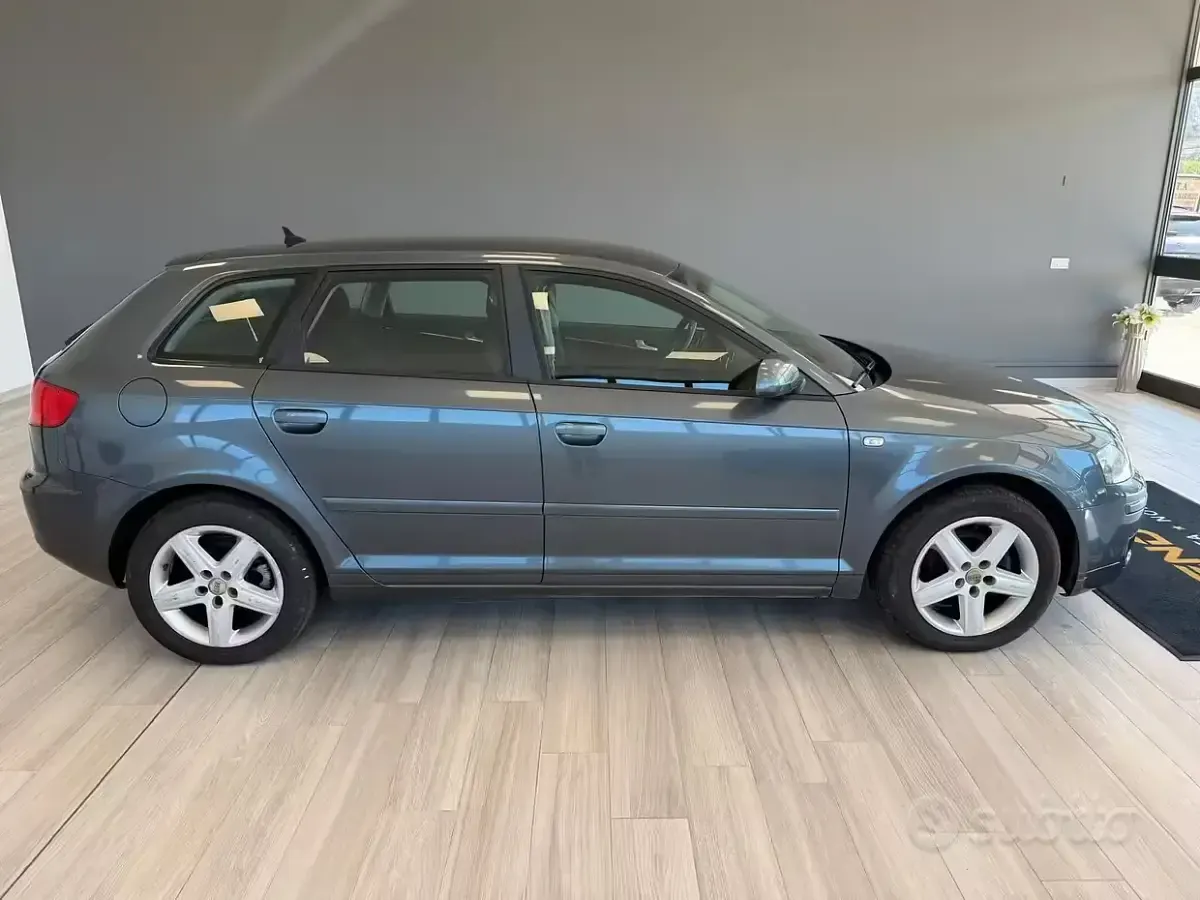 Usata Audi A3 Attraction 150 CV (110 kW) 2005 Grigio Utilitaria