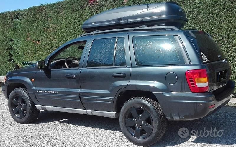 Usata Jeep Grand Cherokee 140 CV (102 kW) 2001 Nero SUV