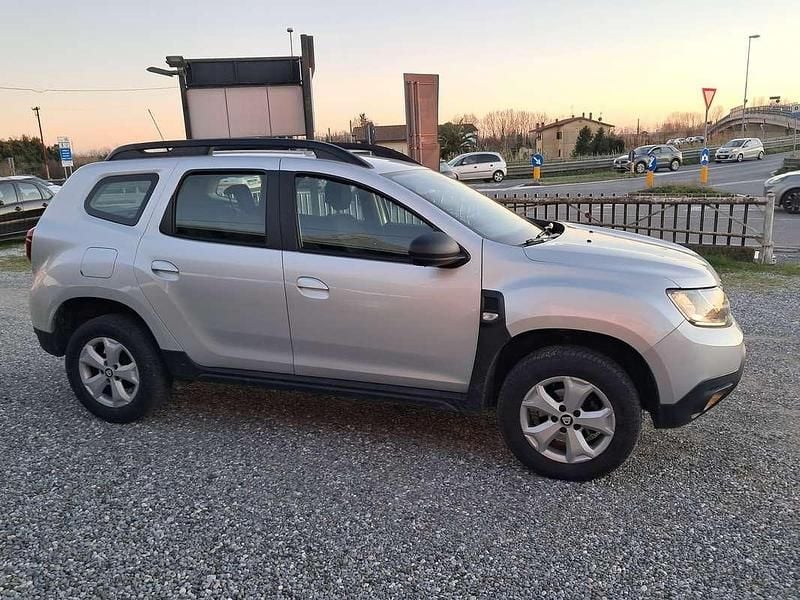 Usata Dacia Duster Comfort 109 CV (80 kW) 2018 Argento SUV