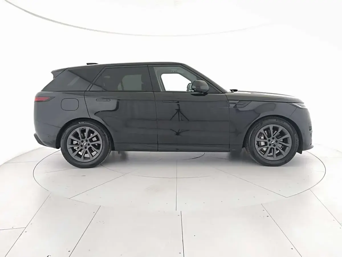 Usata Land Rover Range Rover Sport SE Dynamic 249 CV (183 kW) 2024 Nero SUV