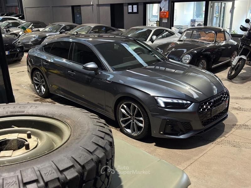 Usata Audi A5 Ambiente 204 CV (150 kW) 2022 Grigio scuro metallizzato Coupé