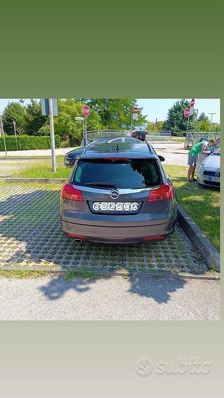 Usata Opel Insignia 2009 Grigio Berlina
