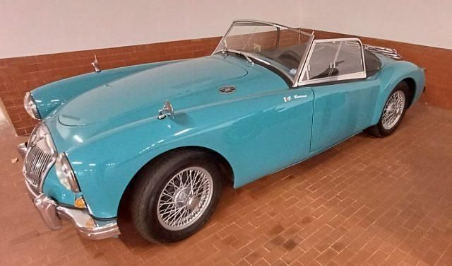 Usata MG MGA 1956 Blu