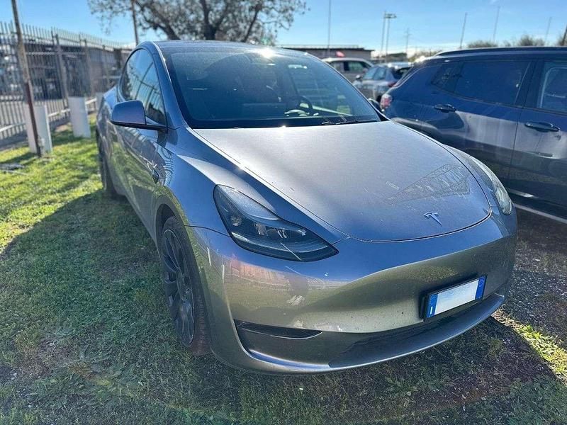 Usata 2023 Tesla Model Y Performance 211 CV SUV – 00146 Roma – Rm ...