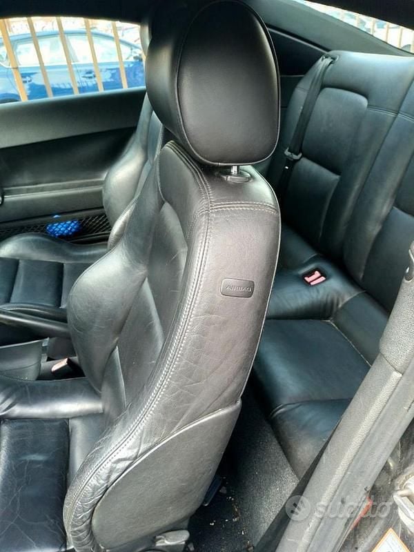 Begagnad Audi TT 179 HK (131 kW) 2001 Svart Sportkupé