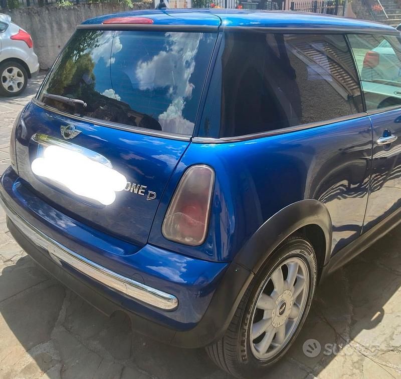 Usata Mini ONE 75 CV (55 kW) 2003 Blu Utilitaria