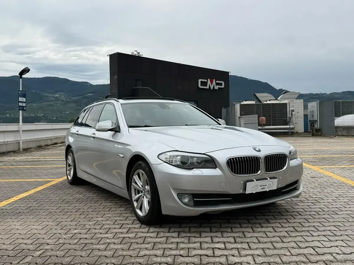 Usata BMW 525 204 CV (150 kW) 2012 Grigio Berlina