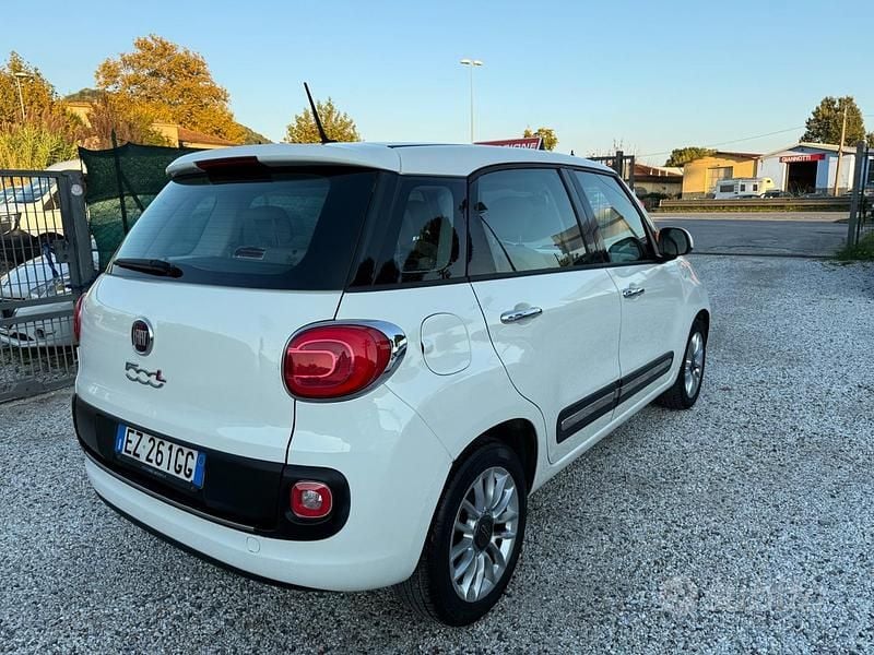 Usata Fiat 500L Lounge 85 CV (62 kW) 2015 Bianco Monovolume