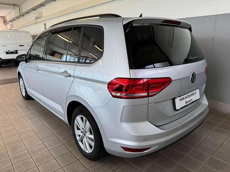 Usata VW Touran Business 122 CV (89 kW) 2022 Argento Monovolume