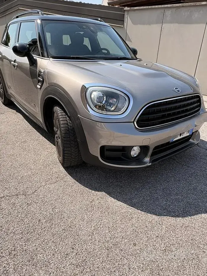 Usata Mini Cooper D 2020 Utilitaria
