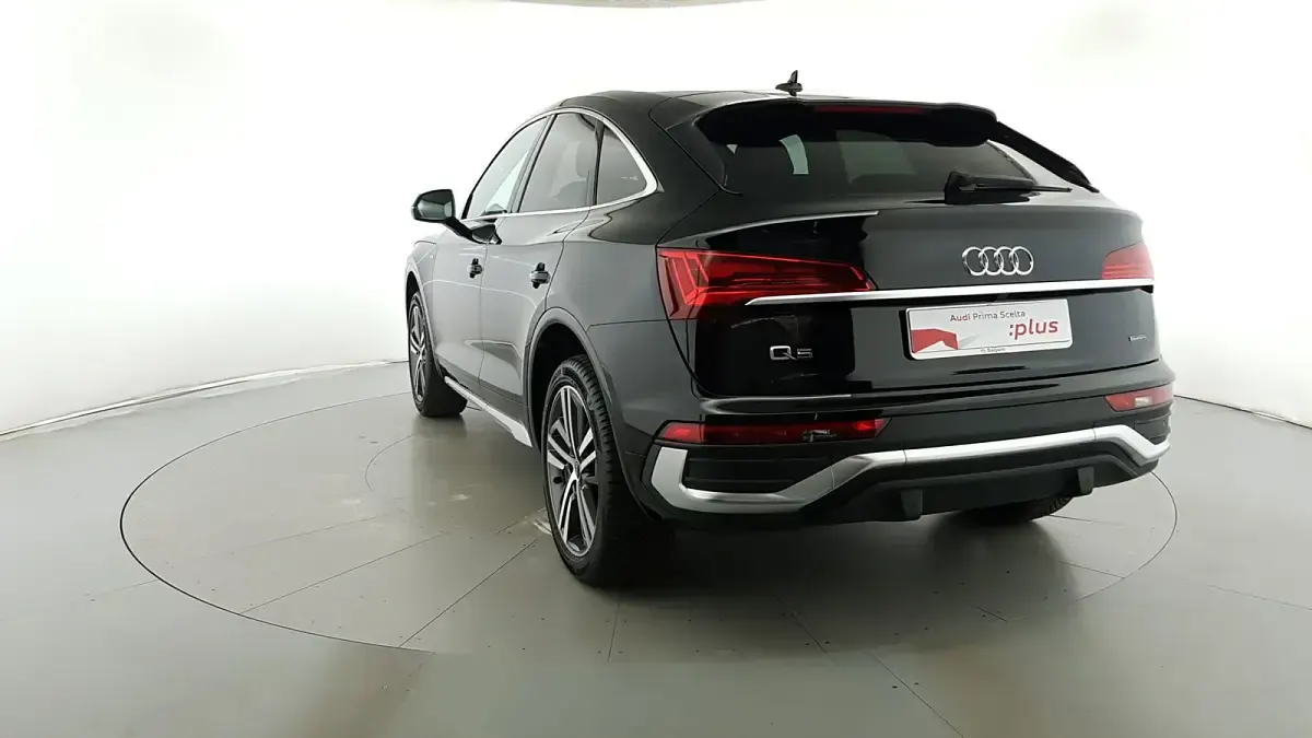 Usata Audi Q5 Sportback S-line plus 204 CV (150 kW) 2025 Nero mito metallizzato SUV