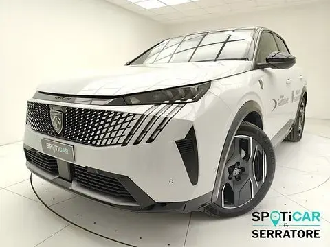 Käytetty Peugeot e-3008 GT 156 kW (213 HP) 2024 Katumaasturi