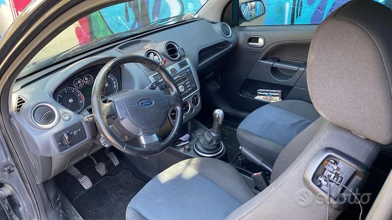 Usata Ford Fiesta 2007 Berlina