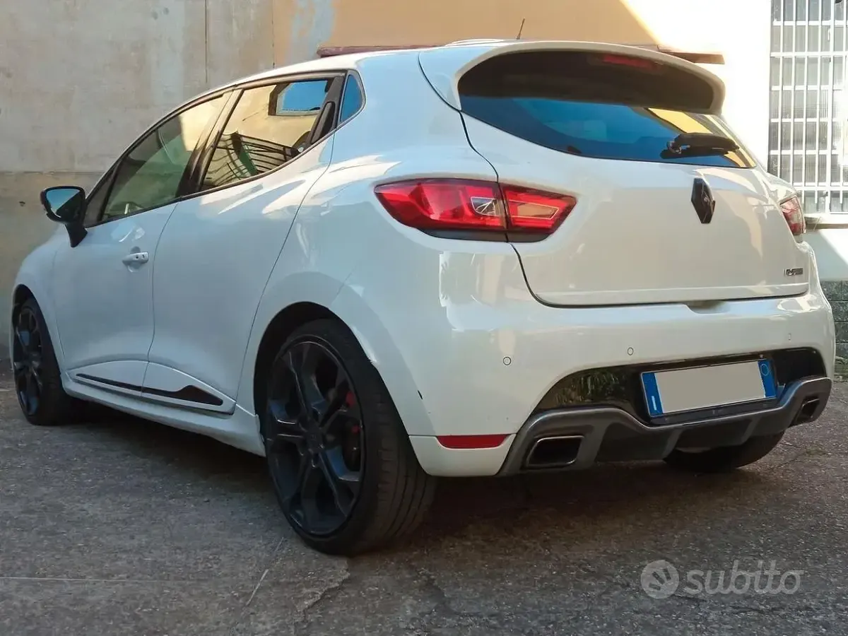Usata Renault Clio IV R.S. 200 CV (147 kW) 2014 Bianco Berlina