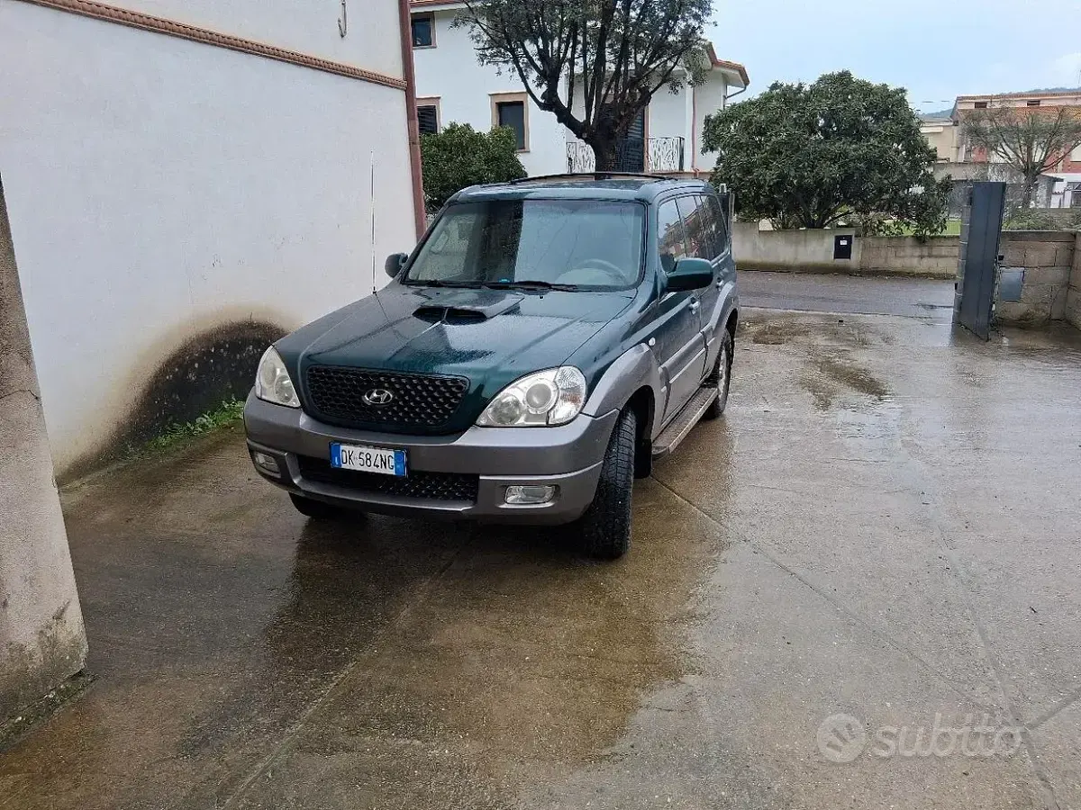 Usata Hyundai Terracan 163 CV (119 kW) 2007 Verde SUV