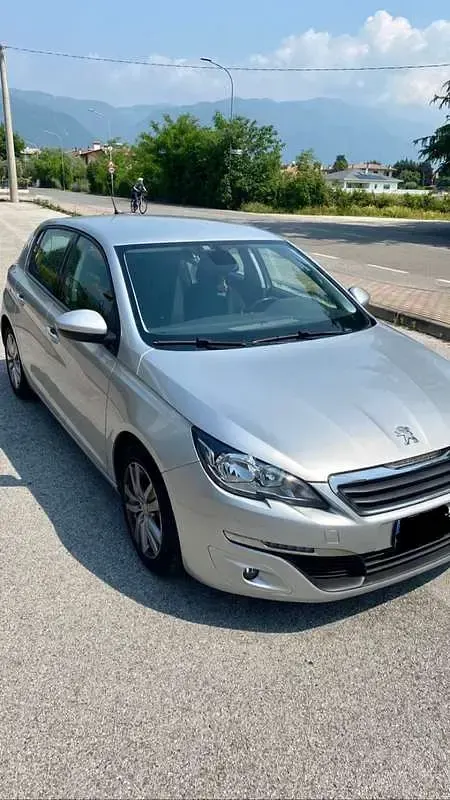 Usata Peugeot 308 Business-Line 116 CV (85 kW) 2015 Berlina