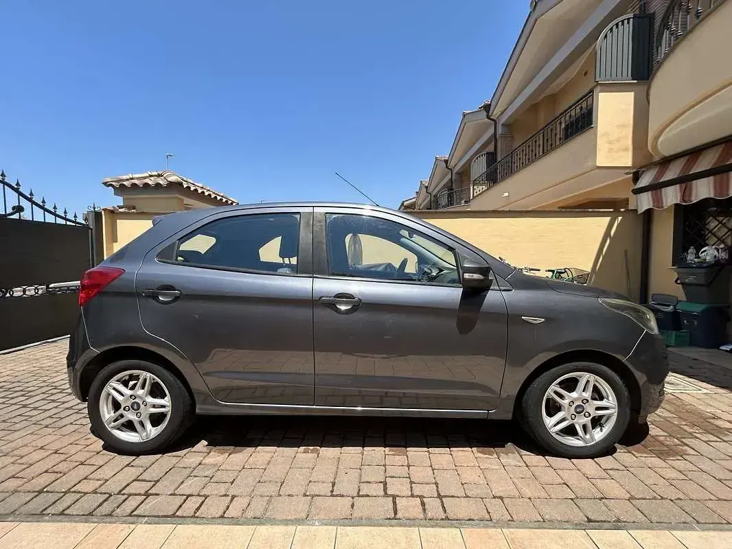 Usata Ford Ka Plus Ultimate 86 CV (63 kW) 2018 Utilitaria