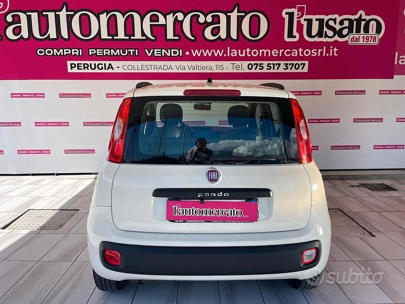 Usata Fiat Panda Easy 75 CV (55 kW) 2012 Bianco Utilitaria