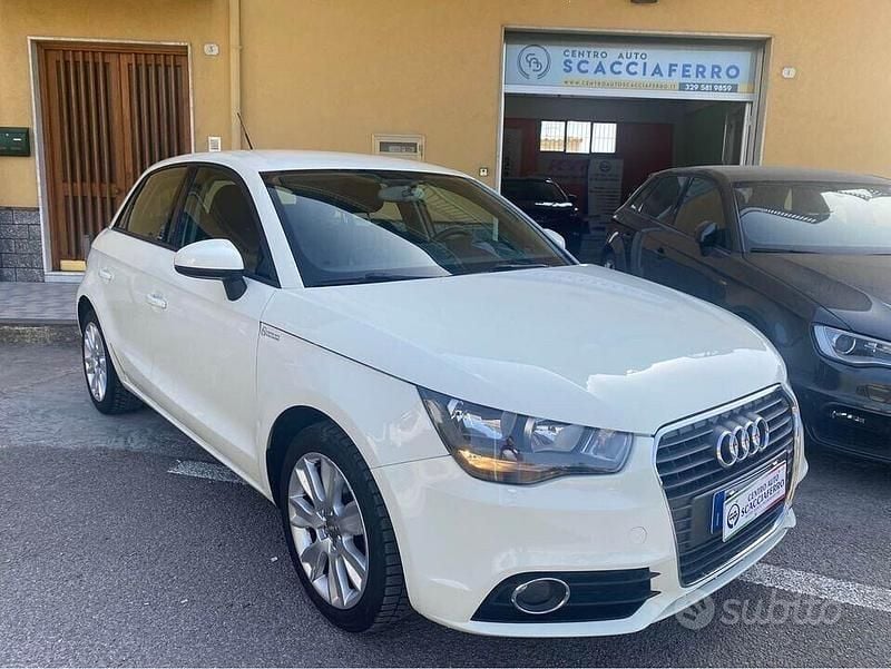 Usata Audi A1 Ambition 86 CV (63 kW) 2014 Bianco Utilitaria