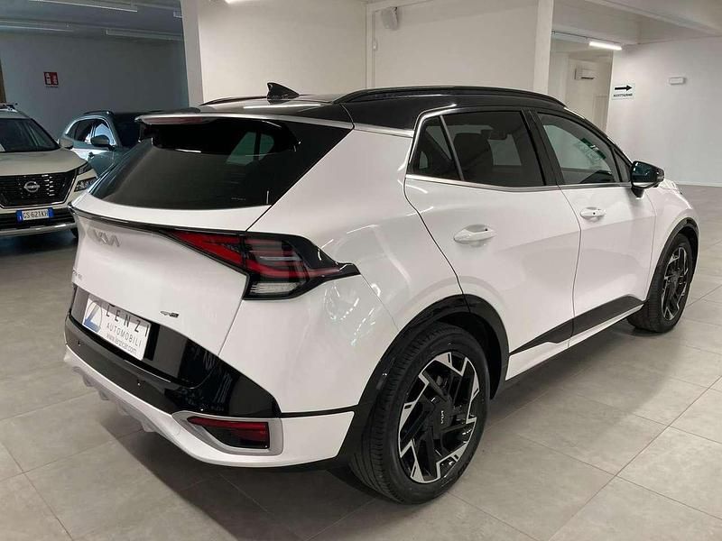 Usata Kia Sportage GT-Line 136 CV (100 kW) 2022 White pearl SUV