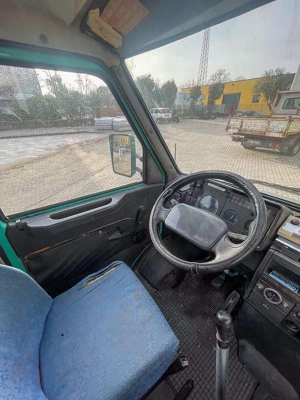 Usata Iveco Daily 82 CV (60 kW) 1997 Blu/azzurro Utilitaria