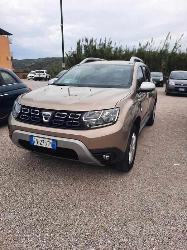 Marrone Usata 2019 Dacia Duster Prestige Tre volumi | 14.500 € (Molto cara) - Immagine 1/4
