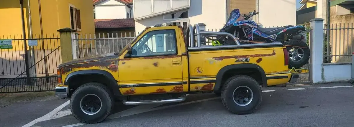Usata Chevrolet Silverado 211 CV (155 kW) 1992 Giallo SUV