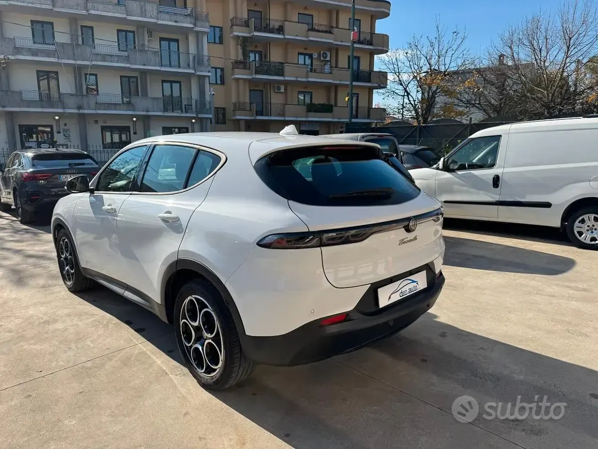Usata Alfa Romeo Tonale Sprint 131 CV (96 kW) 2023 Bianco SUV