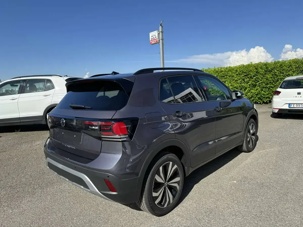 Nuevo VW T-Cross Edition 116 CV (85 kW) 2026 Gris SUV