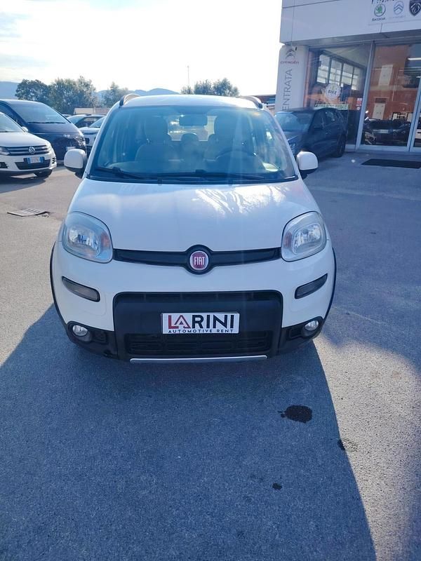 Usata Fiat Panda 4x4 S 74 CV (54 kW) 2012 Bianco Utilitaria
