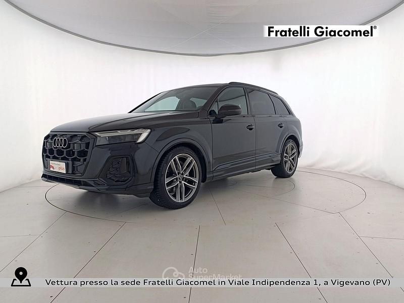 Usata Audi Q7 S-Line 286 CV (210 kW) 2024 Nero mito metallizzato SUV
