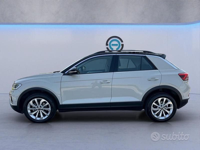 Usata VW T-Roc Style 116 CV (85 kW) 2023 Bianco SUV