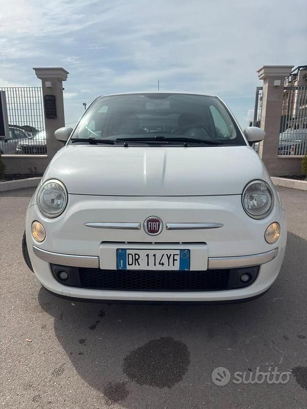 Usata Fiat 500 Lounge 69 CV (50 kW) 2008 Bianco Berlina