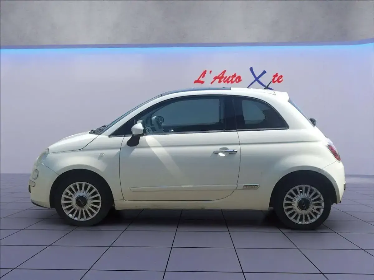 Usata Fiat 500 Lounge 69 CV (50 kW) 2012 Bianco metallizzato Berlina