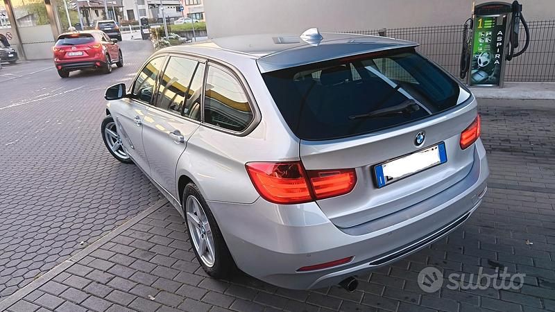 Usata BMW 316 Sport Line 99 CV (72 kW) 2014 Grigio Berlina