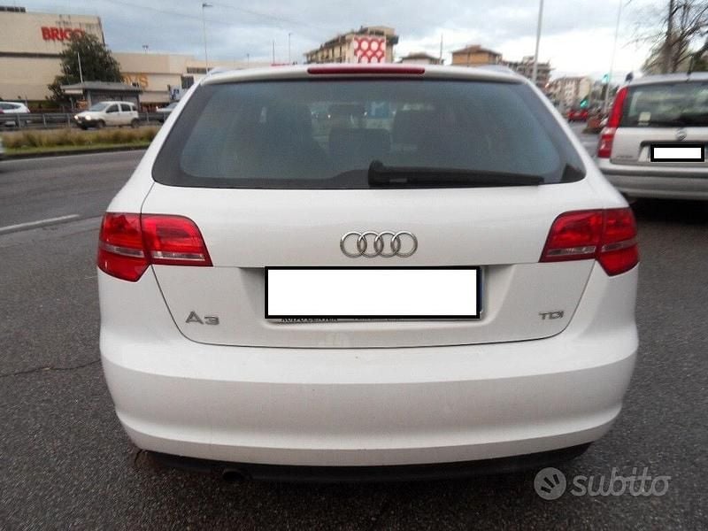 Usata Audi A3 Attraction 105 CV (77 kW) 2011 Bianco Utilitaria