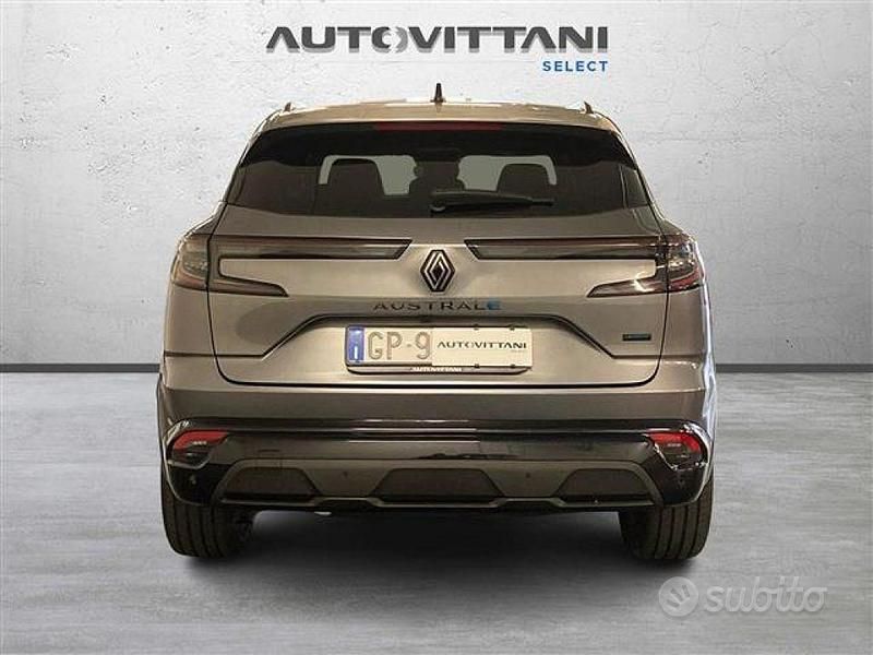 Usata Renault Austral Iconic 200 CV (147 kW) 2023 Grigio scuro SUV