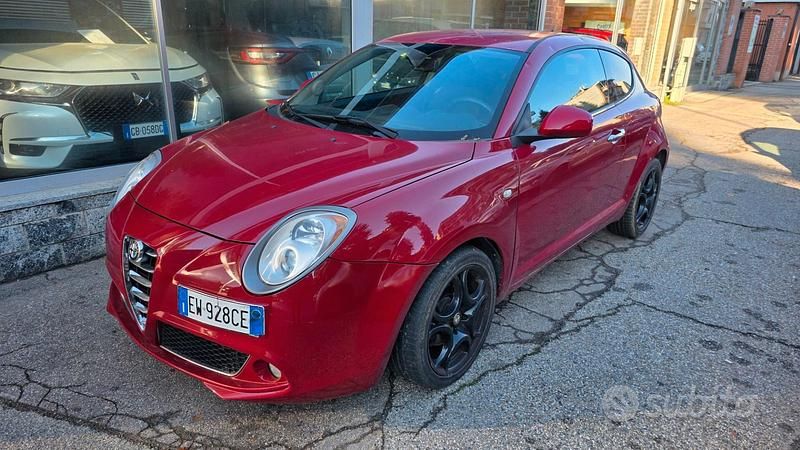 Usata Alfa Romeo MiTo Distinctive 84 CV (61 kW) 2014 Rosso Utilitaria