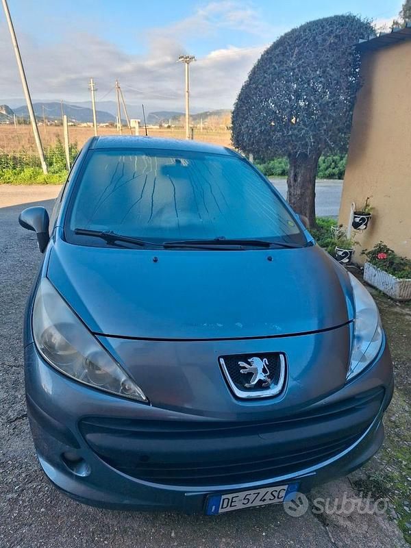 Usata Peugeot 207 88 CV (64 kW) 2002 Grigio Berlina