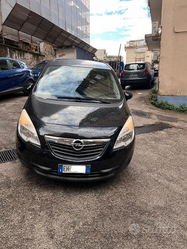 Usata Opel Meriva 2011 Nero Monovolume