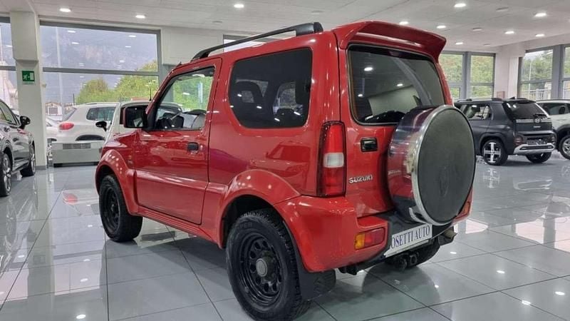 Usata Suzuki Jimny 86 CV (63 kW) 2007 Rosso SUV
