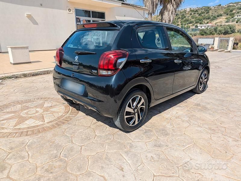 Usata Peugeot 108 82 CV (60 kW) 2015 Nero Utilitaria