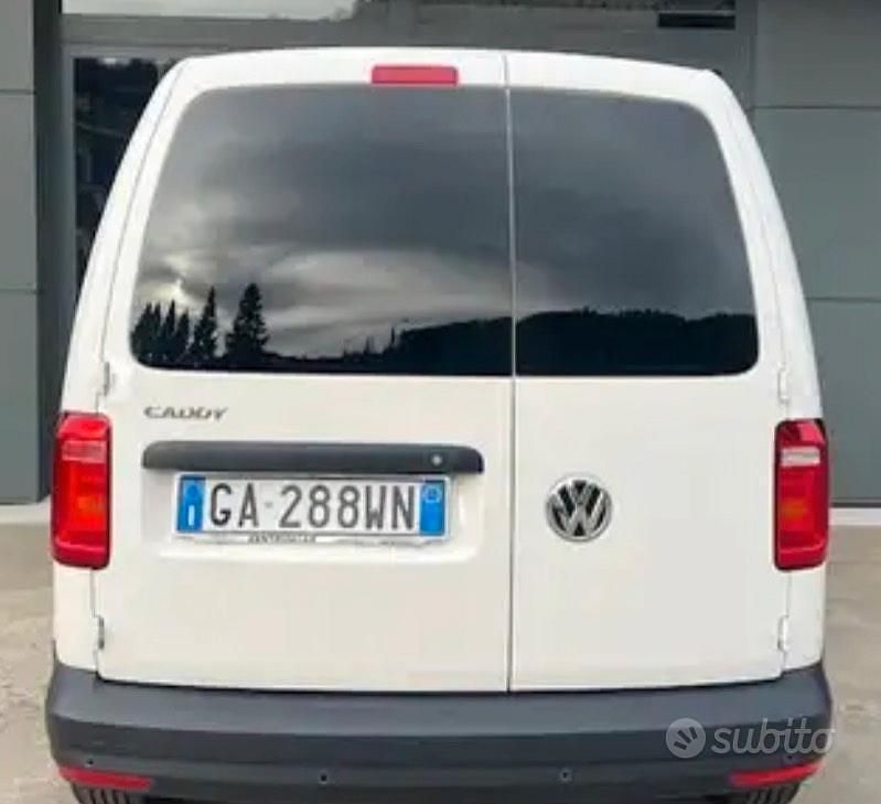 Usata VW Caddy 102 CV (75 kW) 2020 Bianco Monovolume