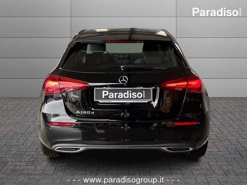 Usata Mercedes A180 Advanced 116 CV (85 kW) 2025 Nero Berlina