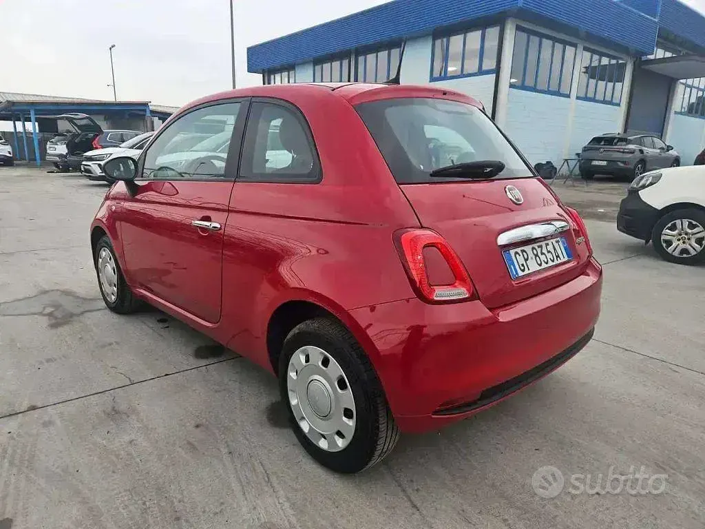 Usata Fiat 500 69 CV (50 kW) 2023 Rosso Utilitaria