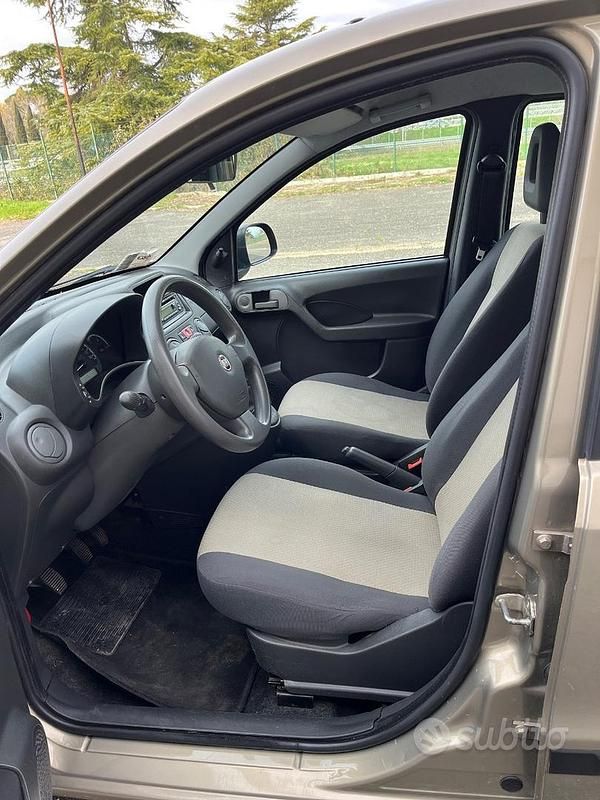 Usata Fiat Panda 4x4 60 CV (44 kW) 2010 Marrone Utilitaria