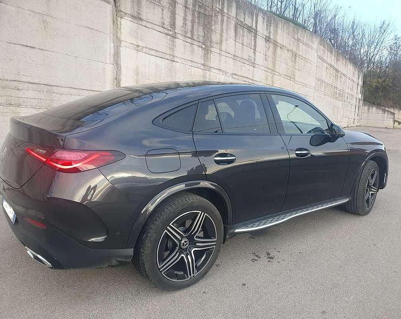 Usata Mercedes GLC300e AMG Line Premium 197 CV (144 kW) 2023 Nero Coupé