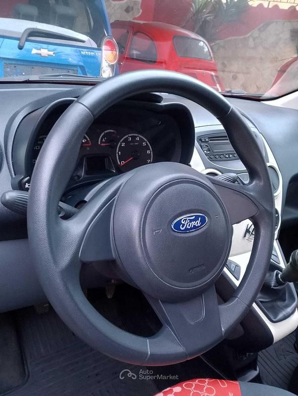 Usata Ford Ka 69 CV (50 kW) 2012 Rosso Utilitaria